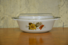 Load image into Gallery viewer, Large Pyrex Casserole Dish
