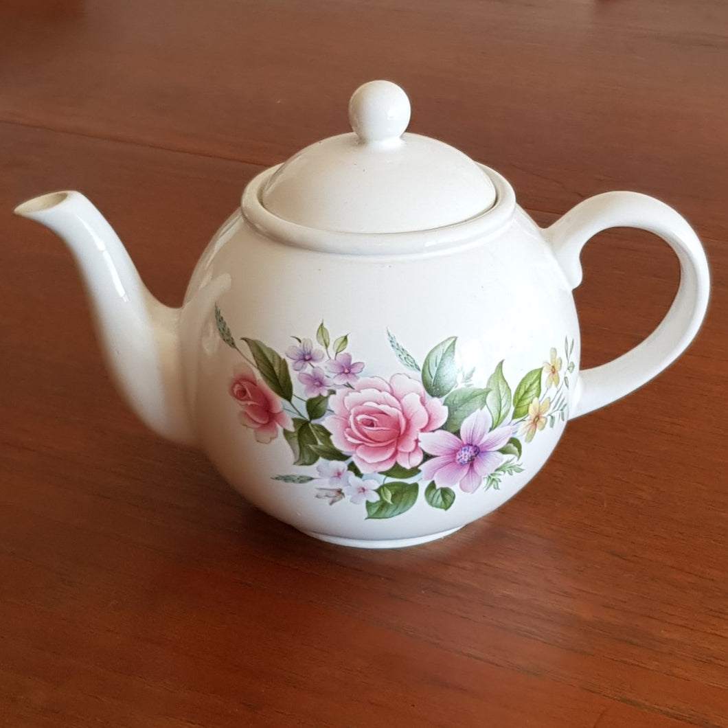 Teapot - Roses & Posies